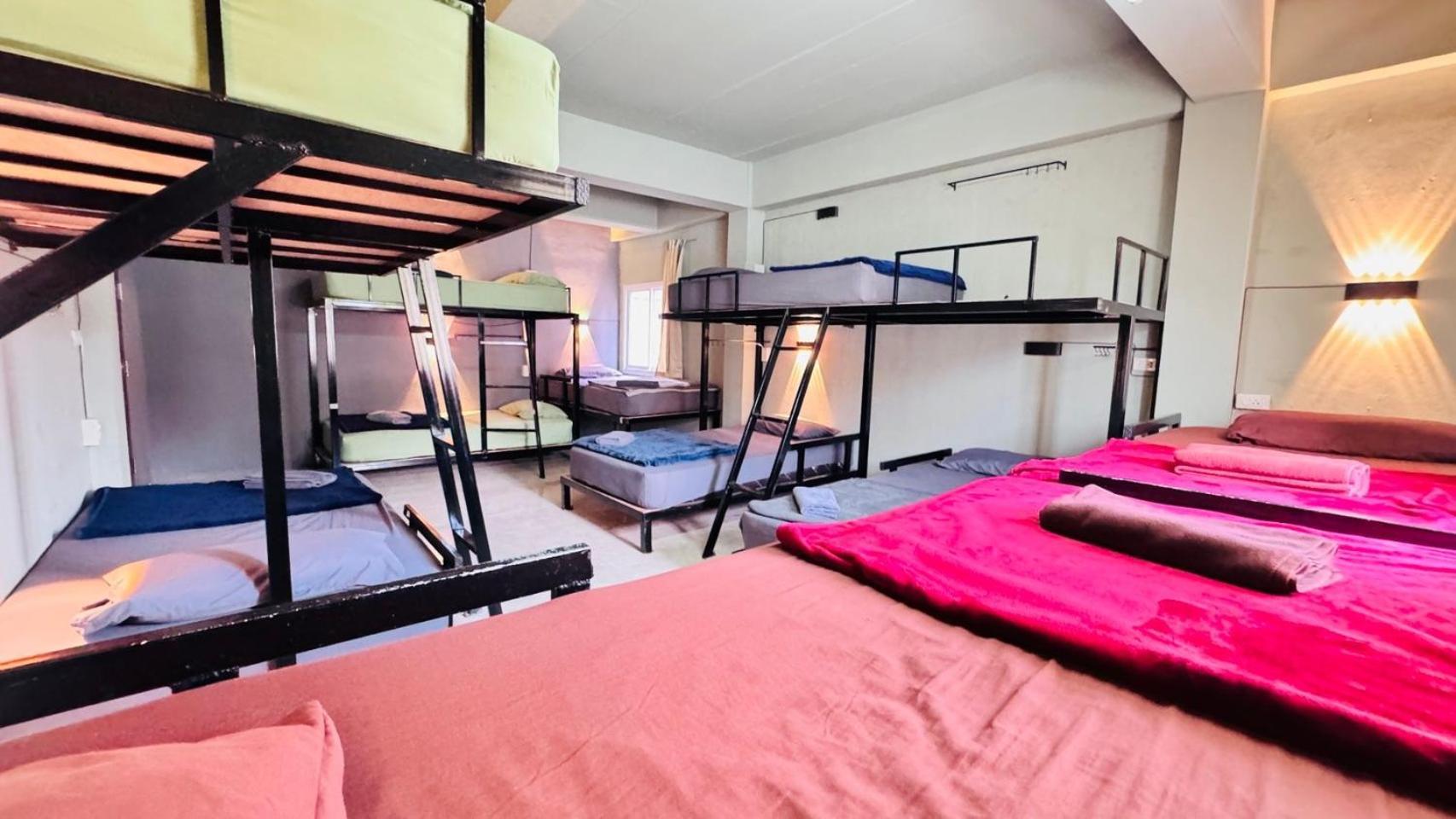 Stay At Moon Hostel Haad Rin Esterno foto