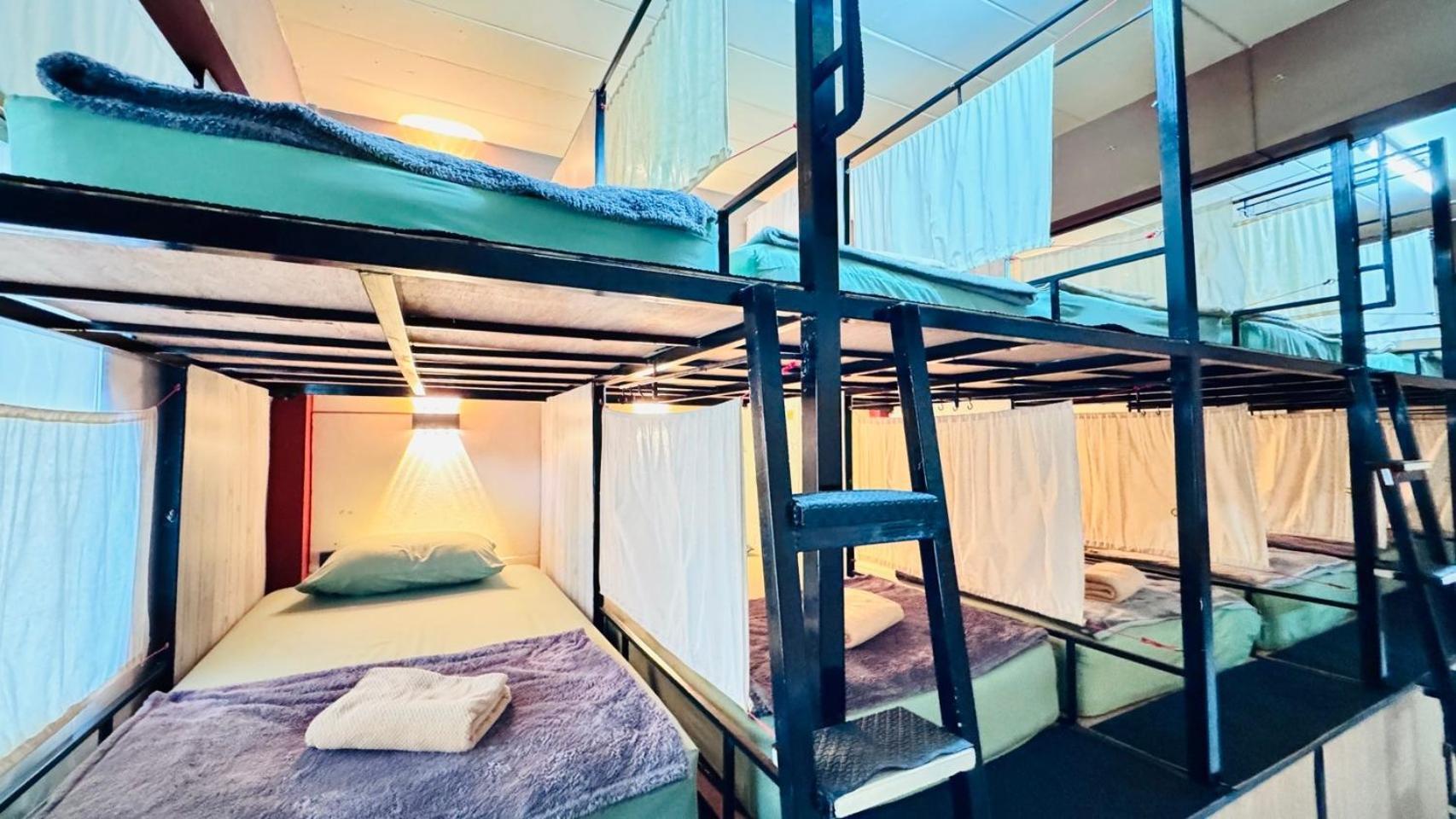 Stay At Moon Hostel Haad Rin Esterno foto