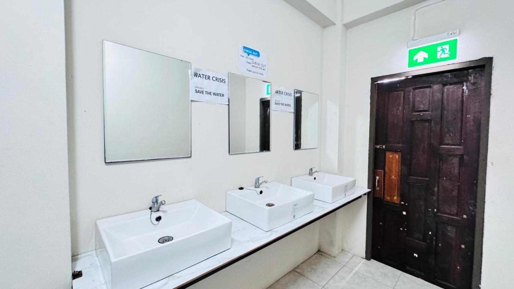 Stay At Moon Hostel Haad Rin Esterno foto