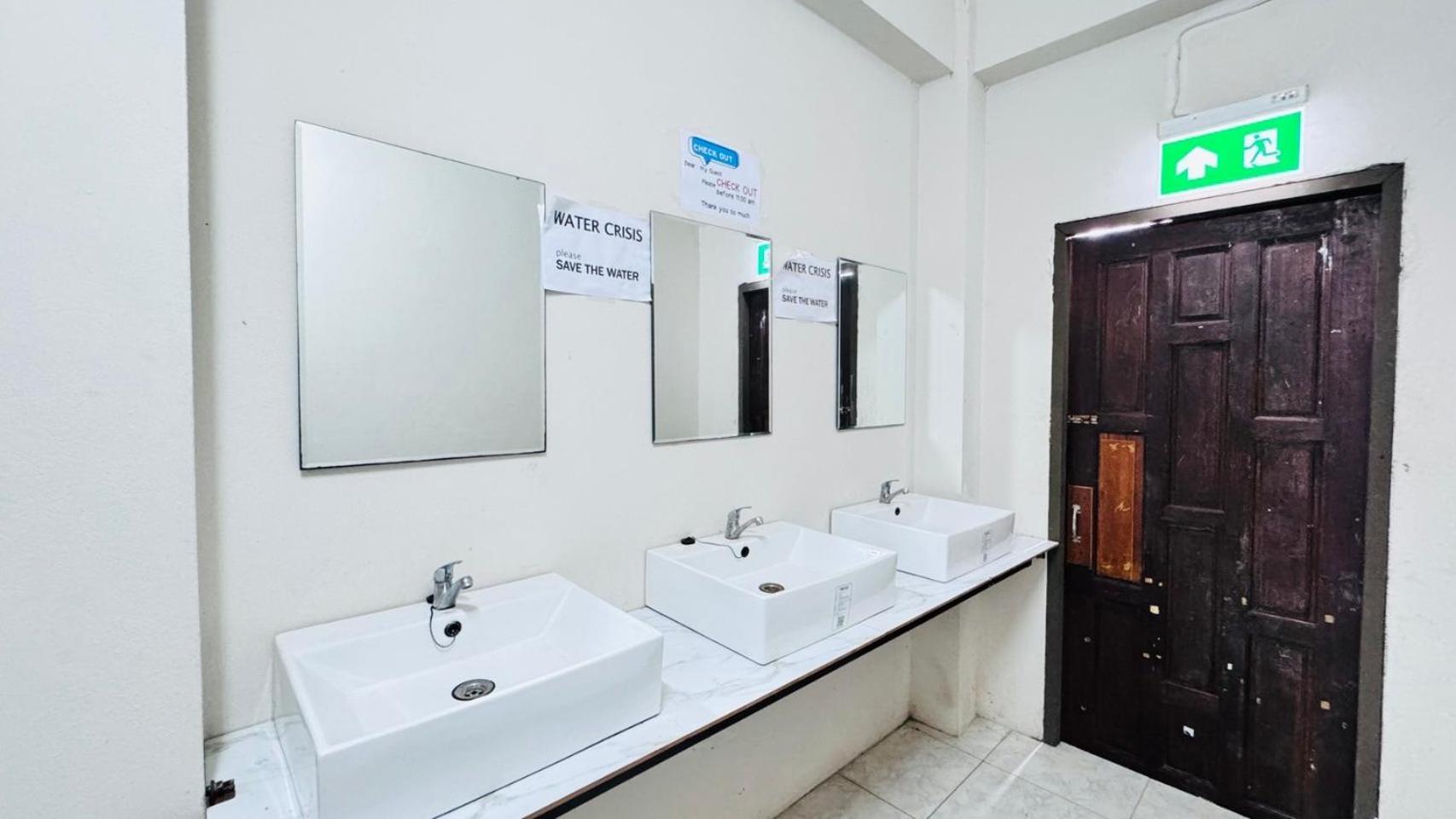 Stay At Moon Hostel Haad Rin Esterno foto